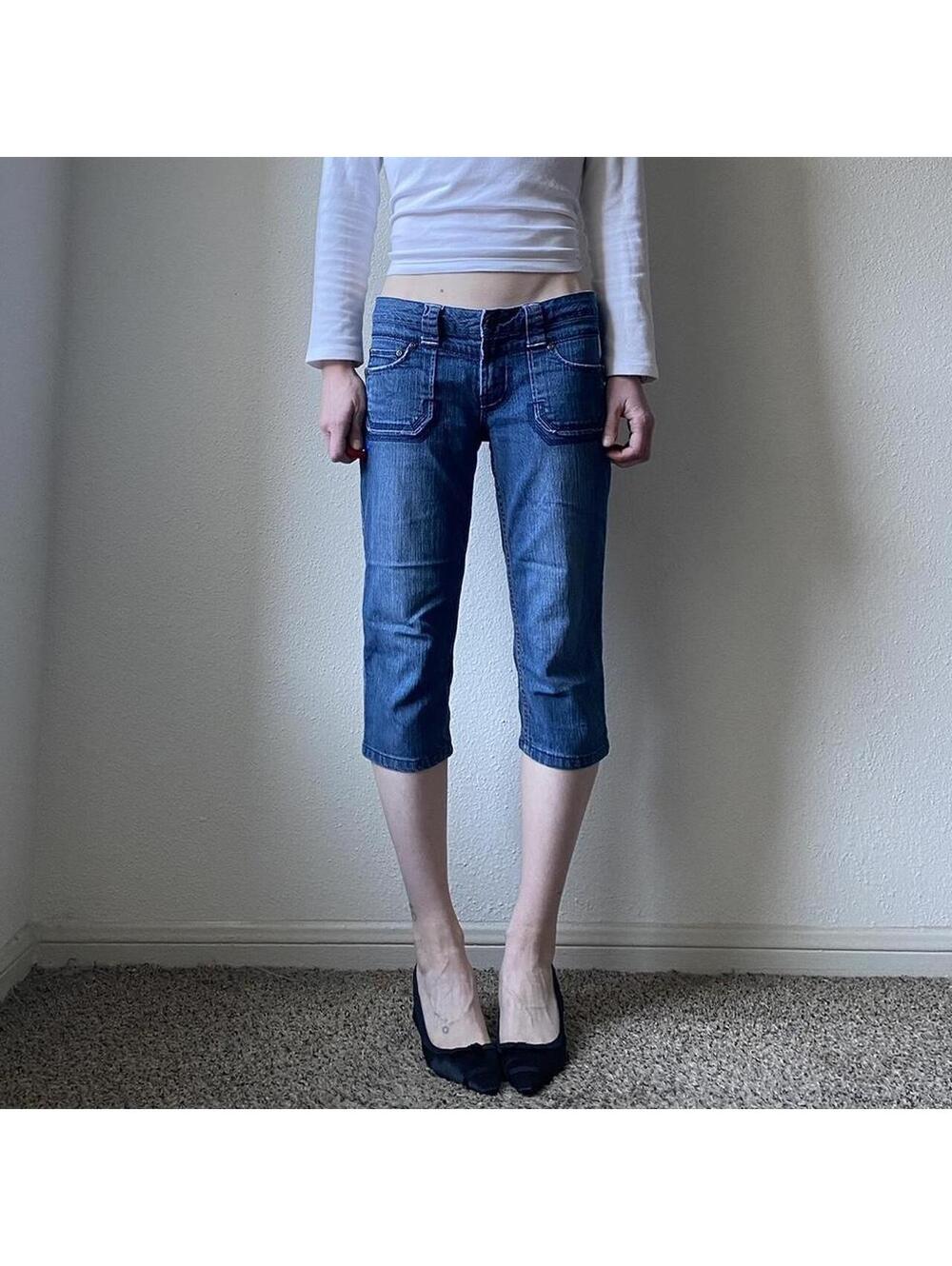 Vintage authentic rare y2k low rise cropped denim blue jeans / capris